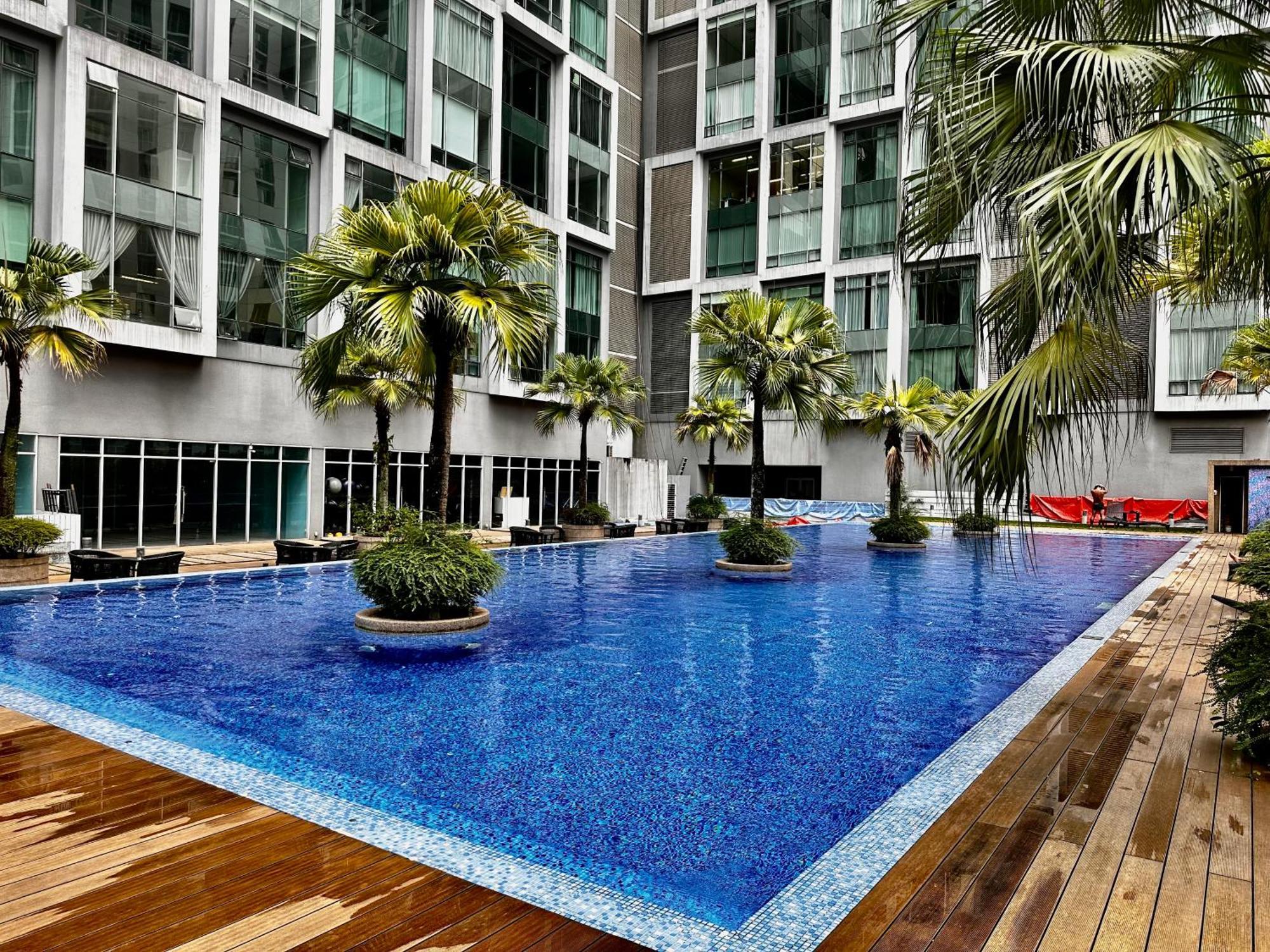 Soho Suites Klcc By Sky Multilink Kuala Lumpur Exterior photo